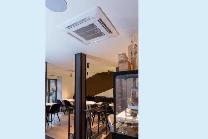installation-bar-a-vins-restaurant-isere (4).jpg